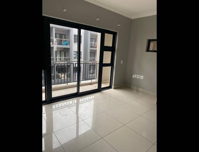 2 BEDROOM APARTMENT FOR SALE IN UMHLANGA RIDGE